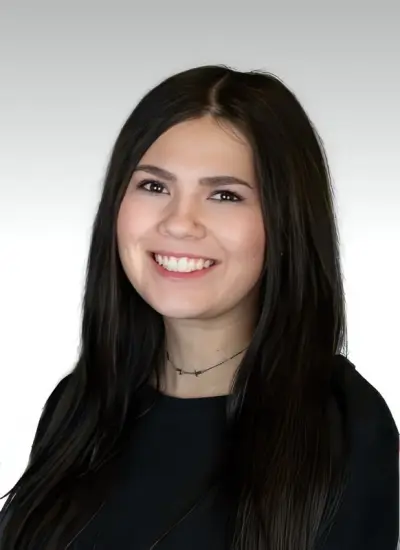 Bryn, Dental Assistant