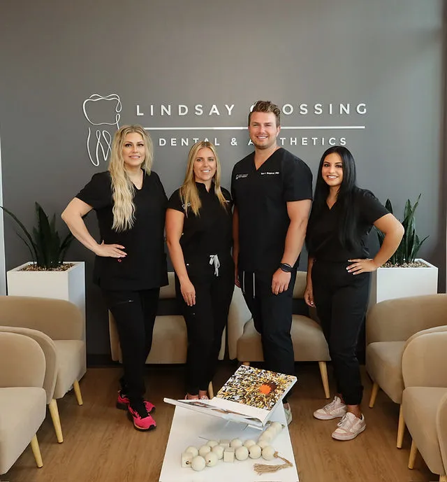 The Lindsay Crossing Dental team in their Gilbert office